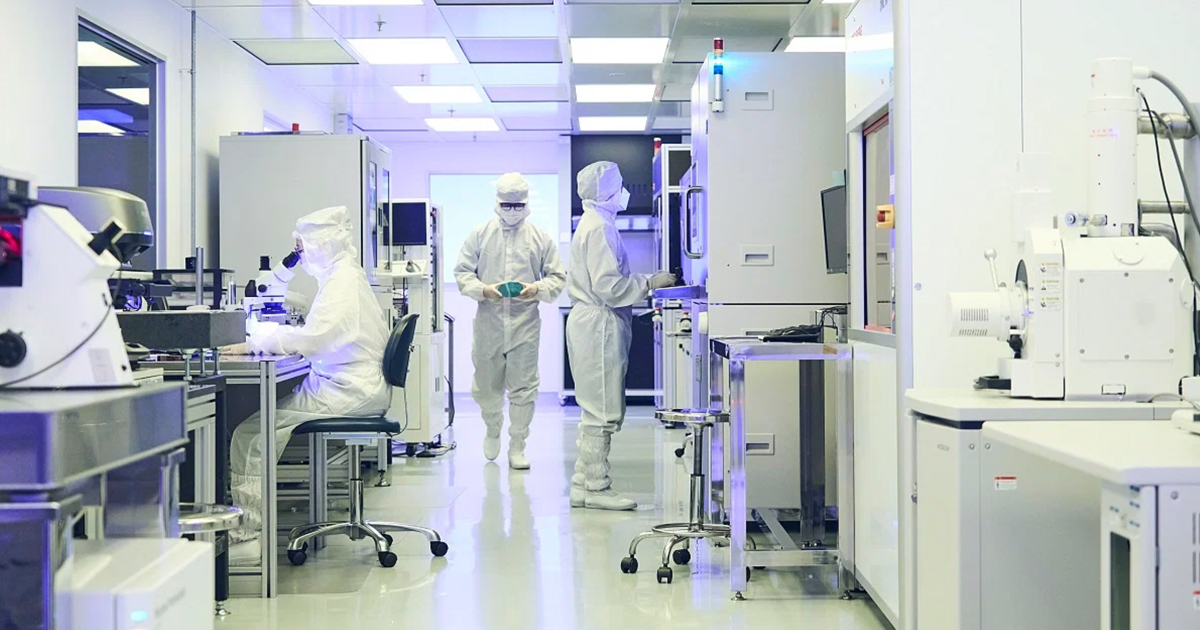 Moveon’s nanofabrication lab in Kaki Bukit is set up for the mass production of micro and nano-optics. PHOTO: SPH MEDIA